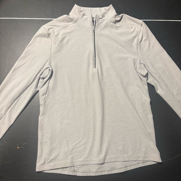 Lululemon Pullover-Size Medium - Picture 1 of 2